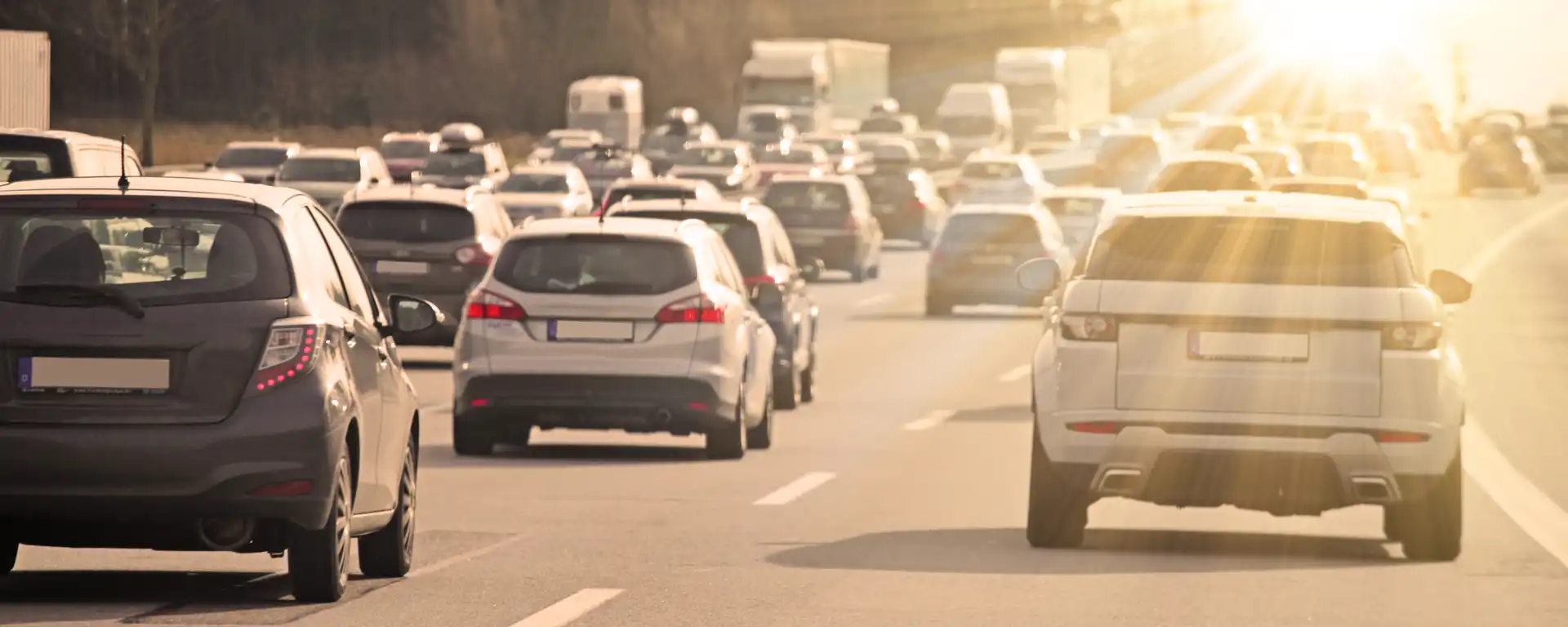 Ferien in Deutschland in den unterschiedlichen Bundesländern. Durch einen unterschiedlichen Ferienbeginn vermeidet man zusätzlichen Verkehr auf den Straßen und Autobahnen