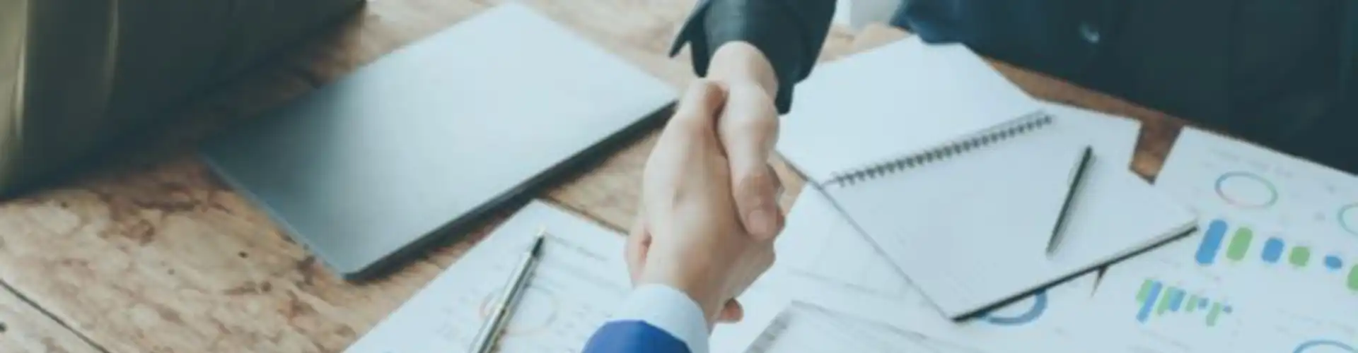 Im Bereich Sales geht um den Verkauf von Produkten oder Dienstleistungen eines Unternehmens.