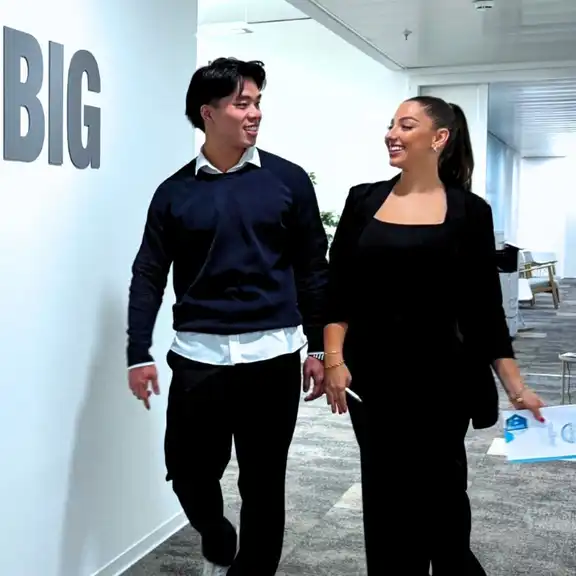 HR und Legal Team - 2 Personen