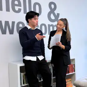 Personalberatung für Fach- und Führungskräfte. head for work. Wir vermitteln Kandidaten gezielt an Unternehmen, die zu ihren Werten, Stärken und Ambitionen passen.