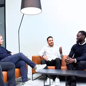 Bei hfw identifizieren wir Fach- und Führungskräfte, bevor sie am Markt sichtbar werden.