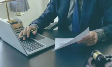 Der Fachbereich Legal umfasst den Bereich des Rechtswesens innerhalb eines Unternehmens.